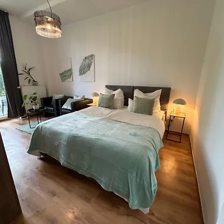 Mintara Komfort Apartment Mit Grill -Terrasse, Sky Und Parkplatz Magdeburgo Esterno foto