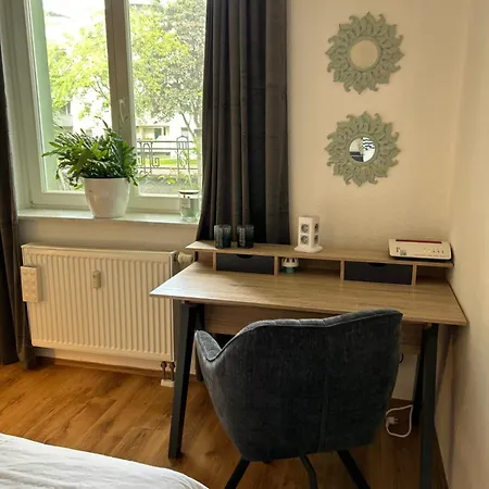 Mintara Komfort Apartment Mit Grill -Terrasse, Sky Und Parkplatz Magdeburgo Esterno foto