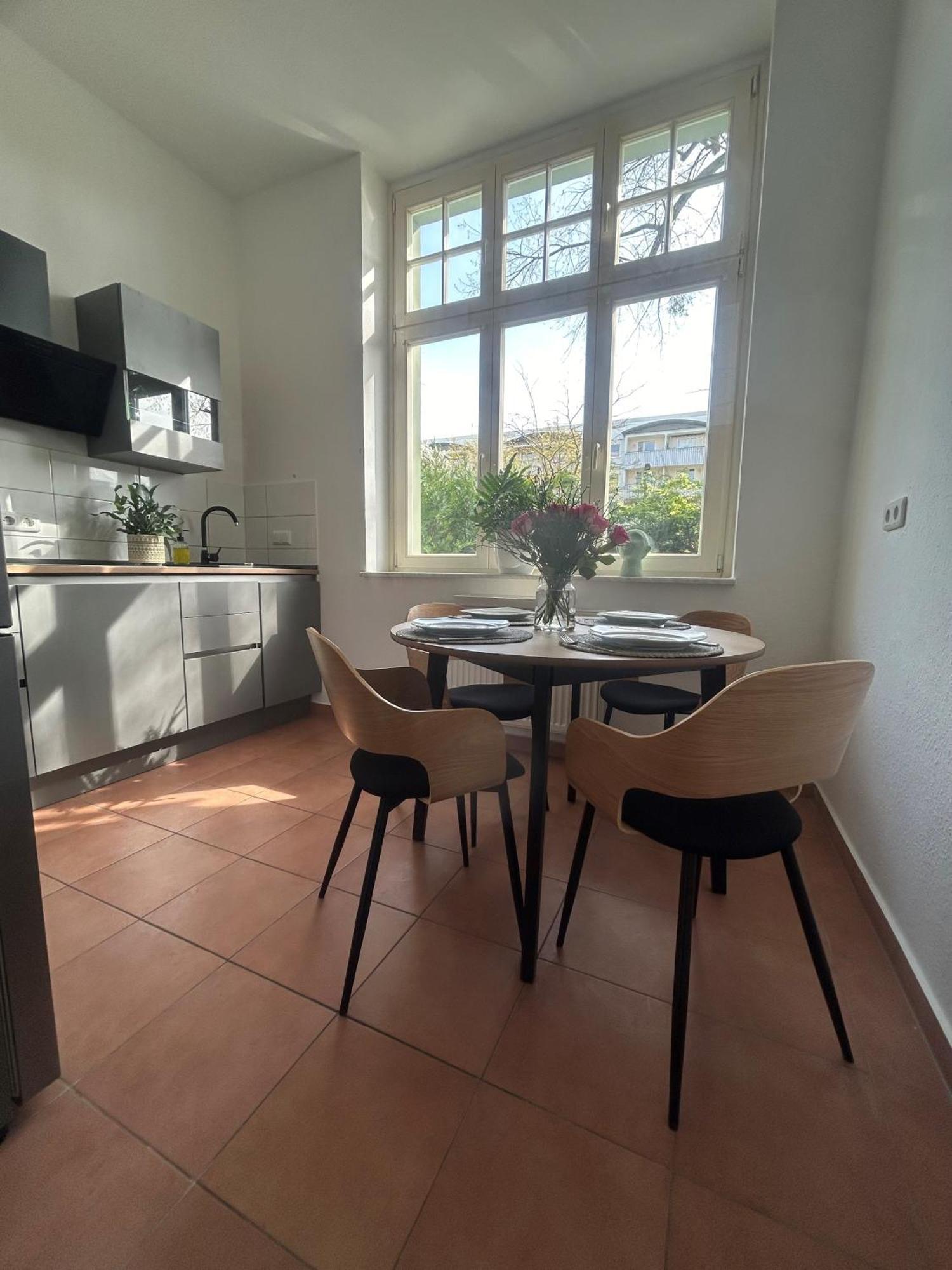 Apartment Mintara Komfort Mit Grill -terrasse, Sky Und Parkplatz